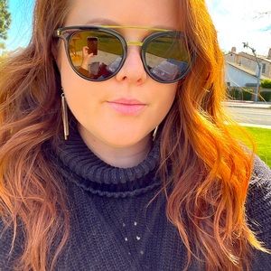 Meet your Posher, Leanne